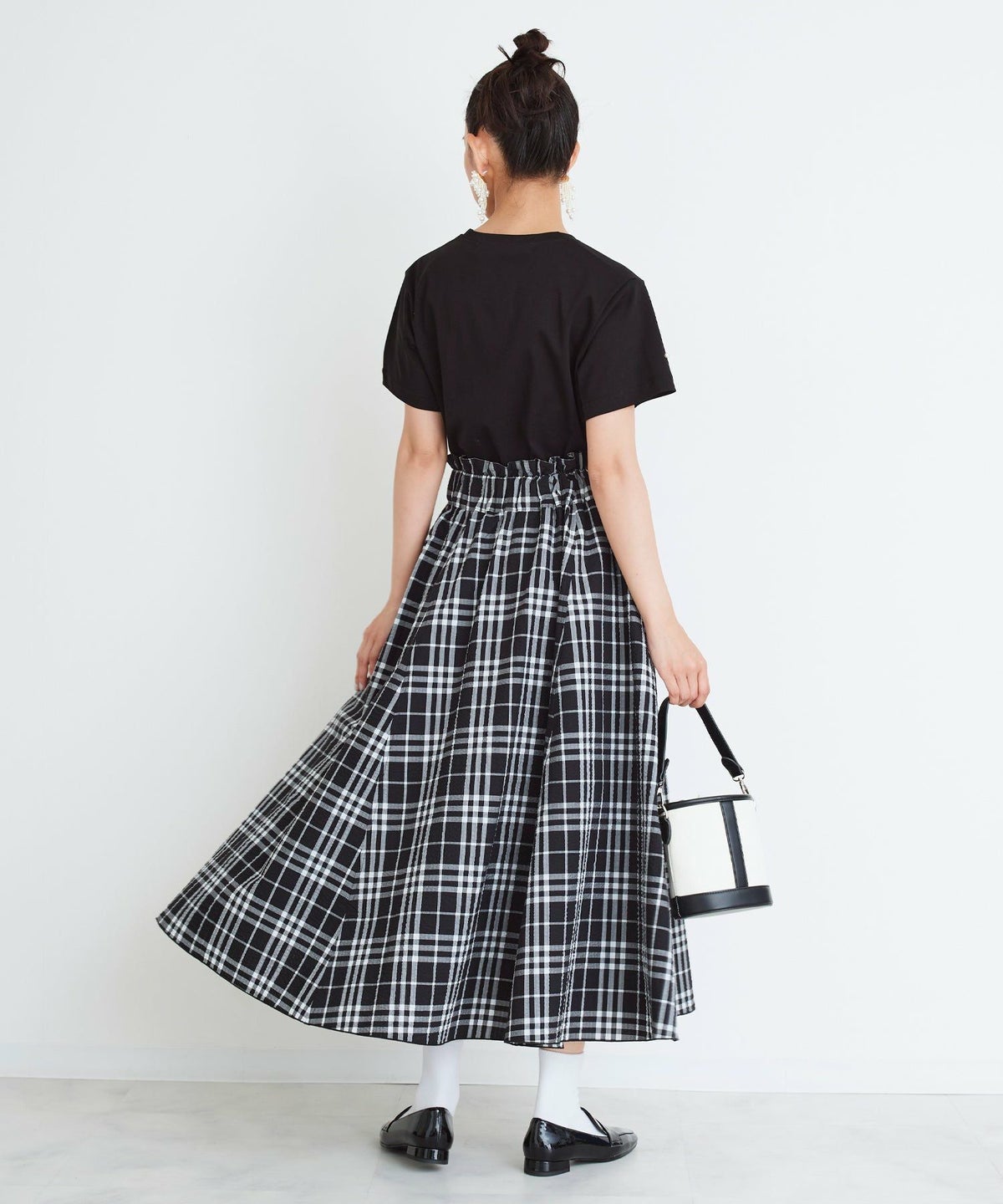 model：H163cm B78cm H84cm