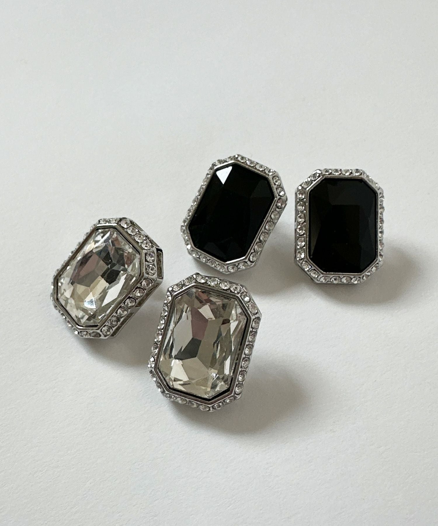Narcissusビジュースクエアピアス | Narcissus WEB STORE