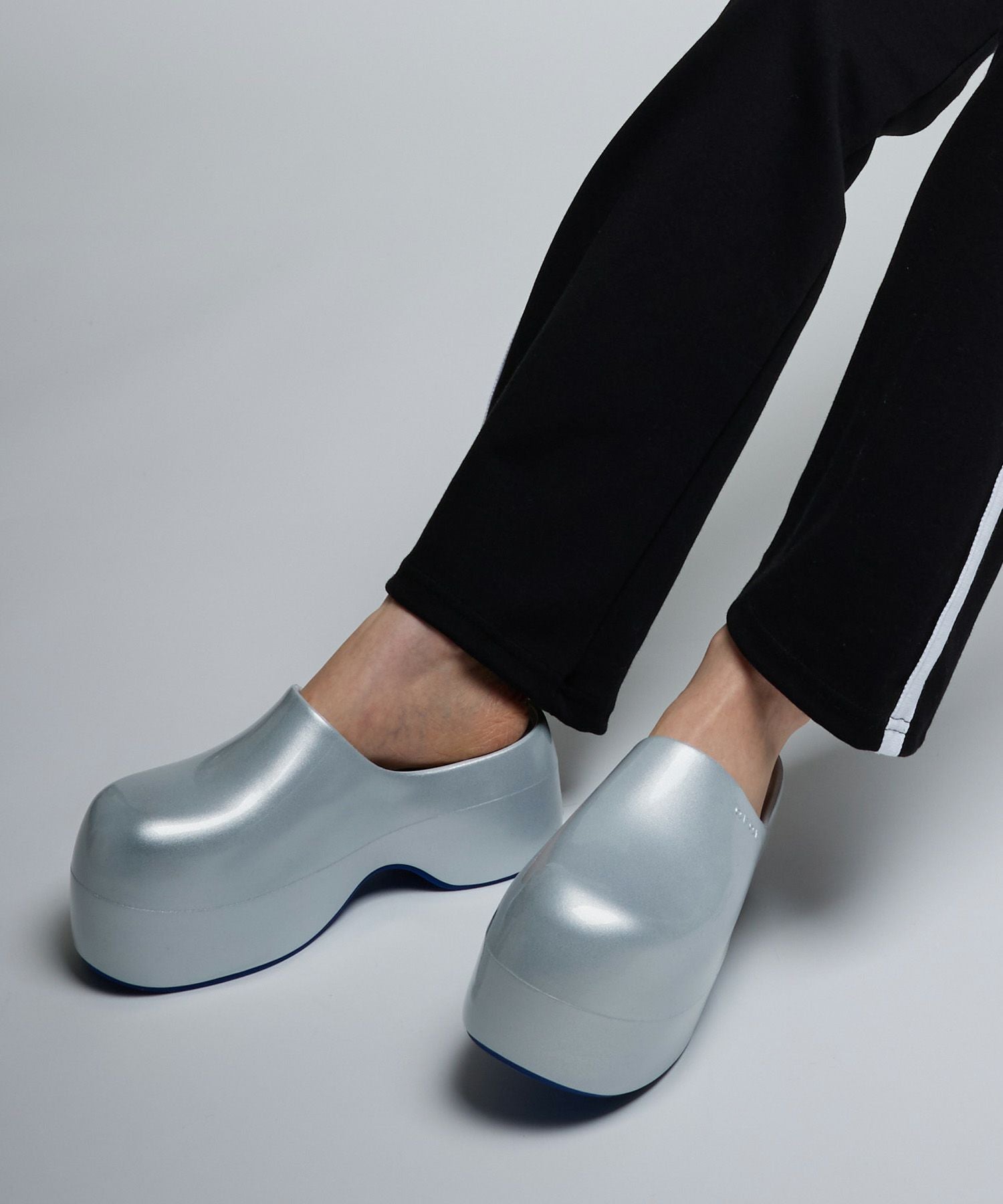 OFOF1F | Narcissus WEB STORE