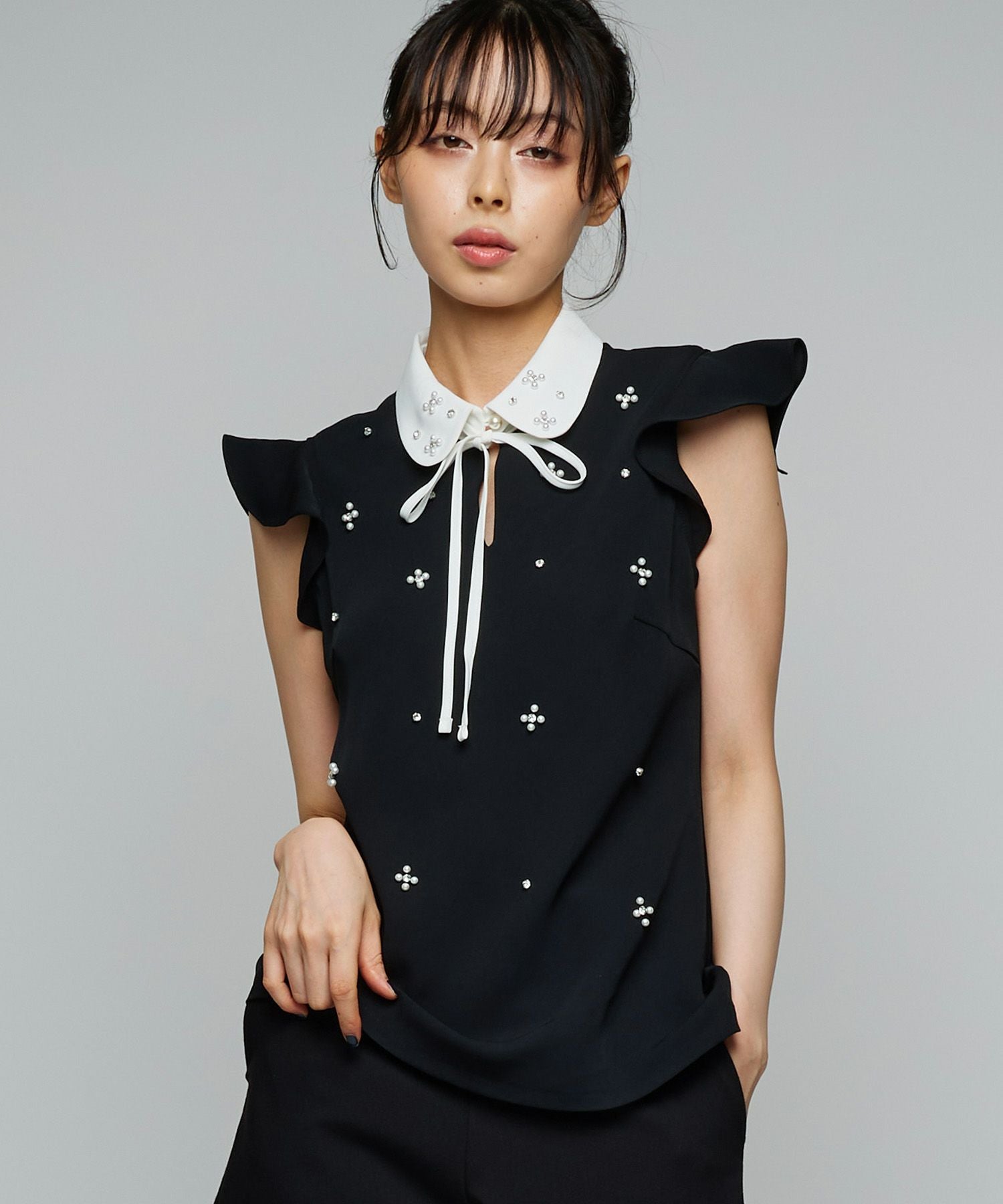Narcissusビジュー襟フリルブラウス | Narcissus WEB STORE