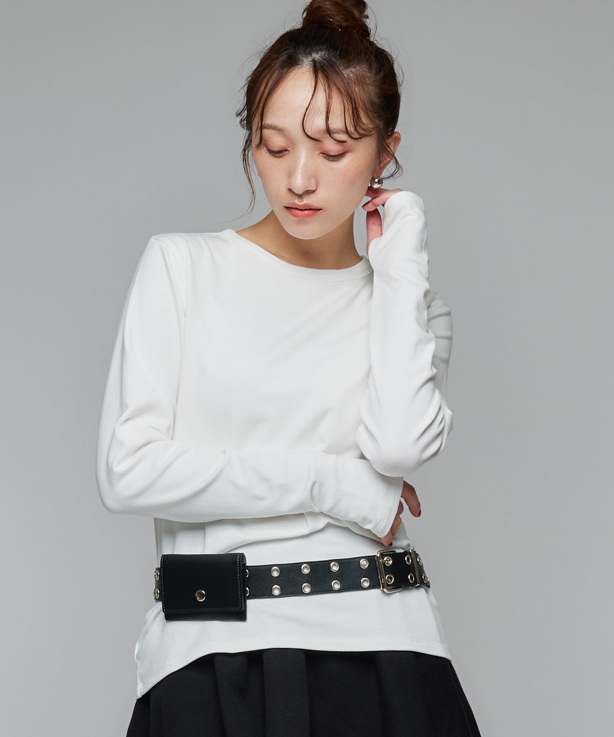 MODEL：H160cm B80cm H85cm