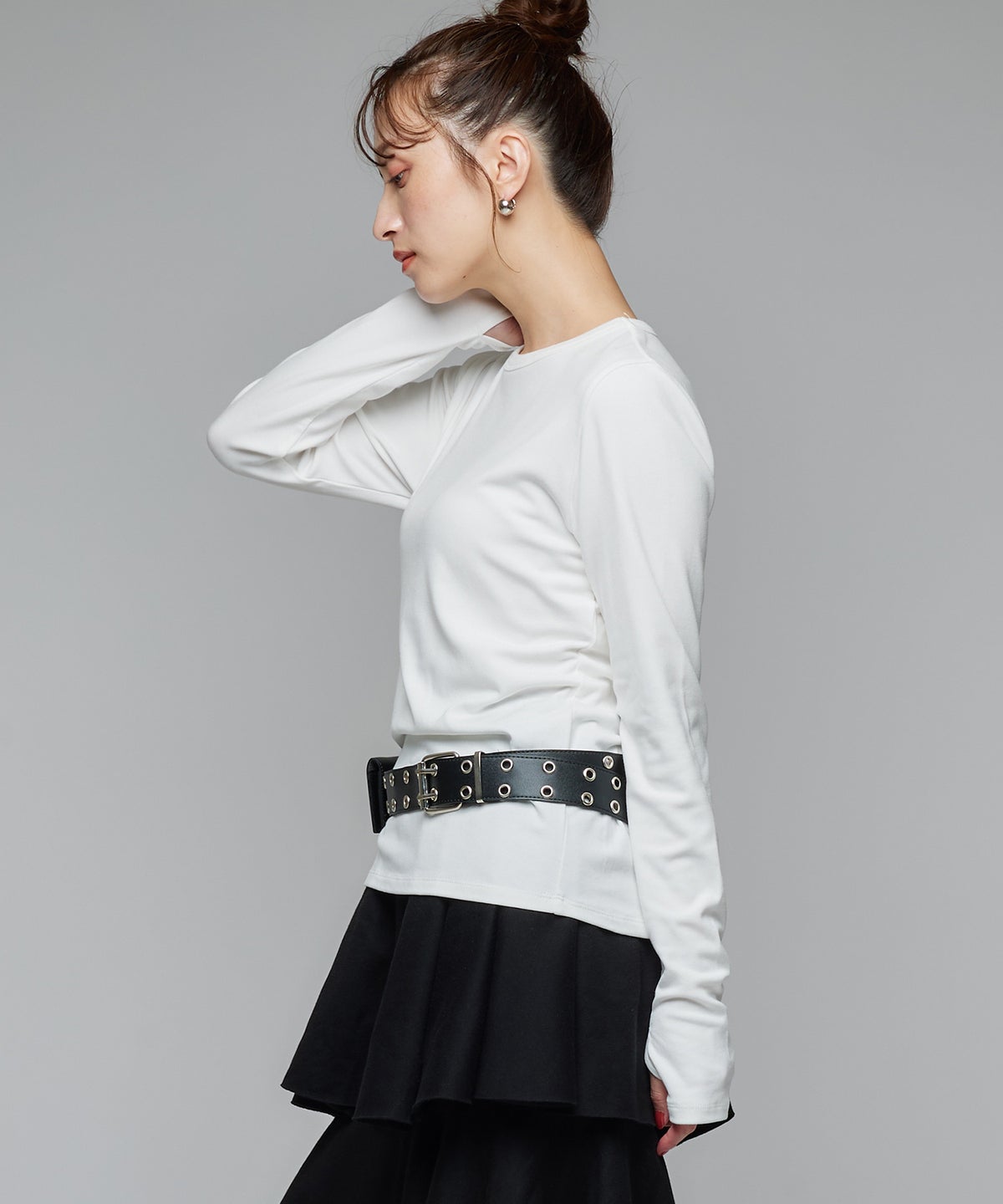 MODEL：H160cm B80cm H85cm