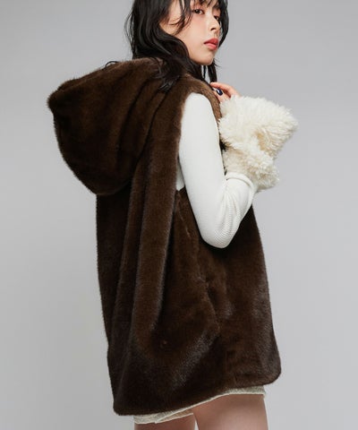 ☆【新品タグ付き】Narcissus ナルシス ファーポンチョ☆ Narcissus 