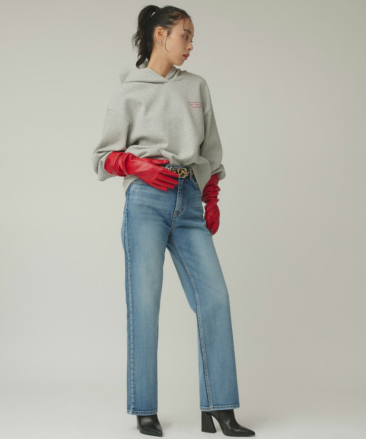 model：H165cm B78cm H83cm