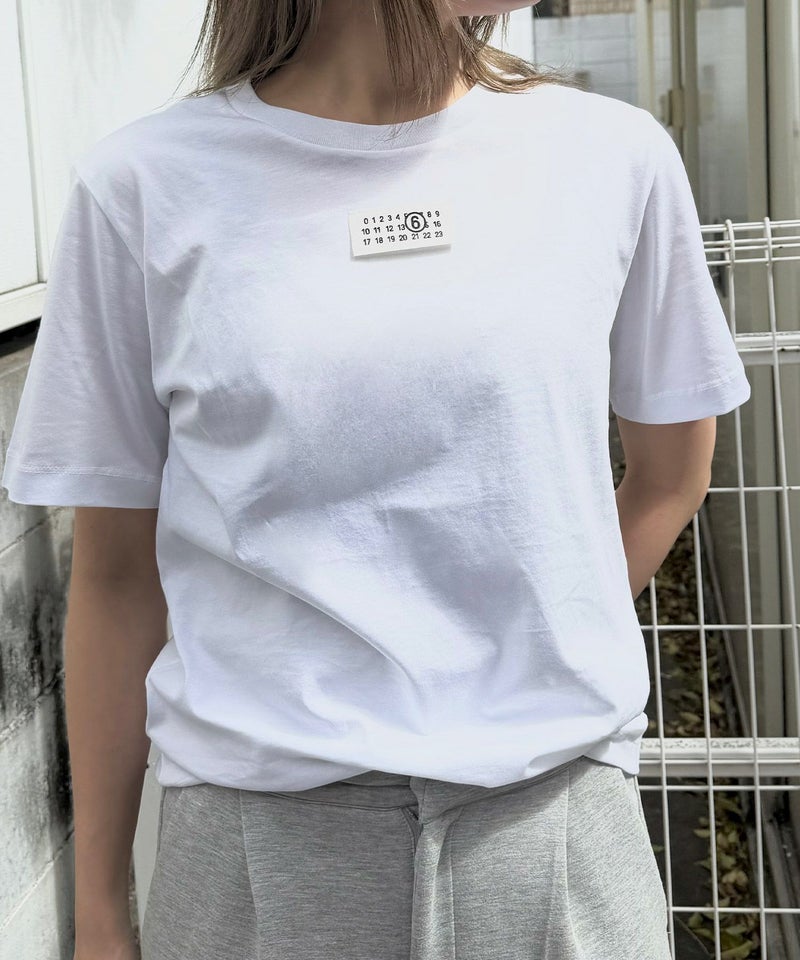 STAFF：HIRONA(163cm/骨格ナチュラル)