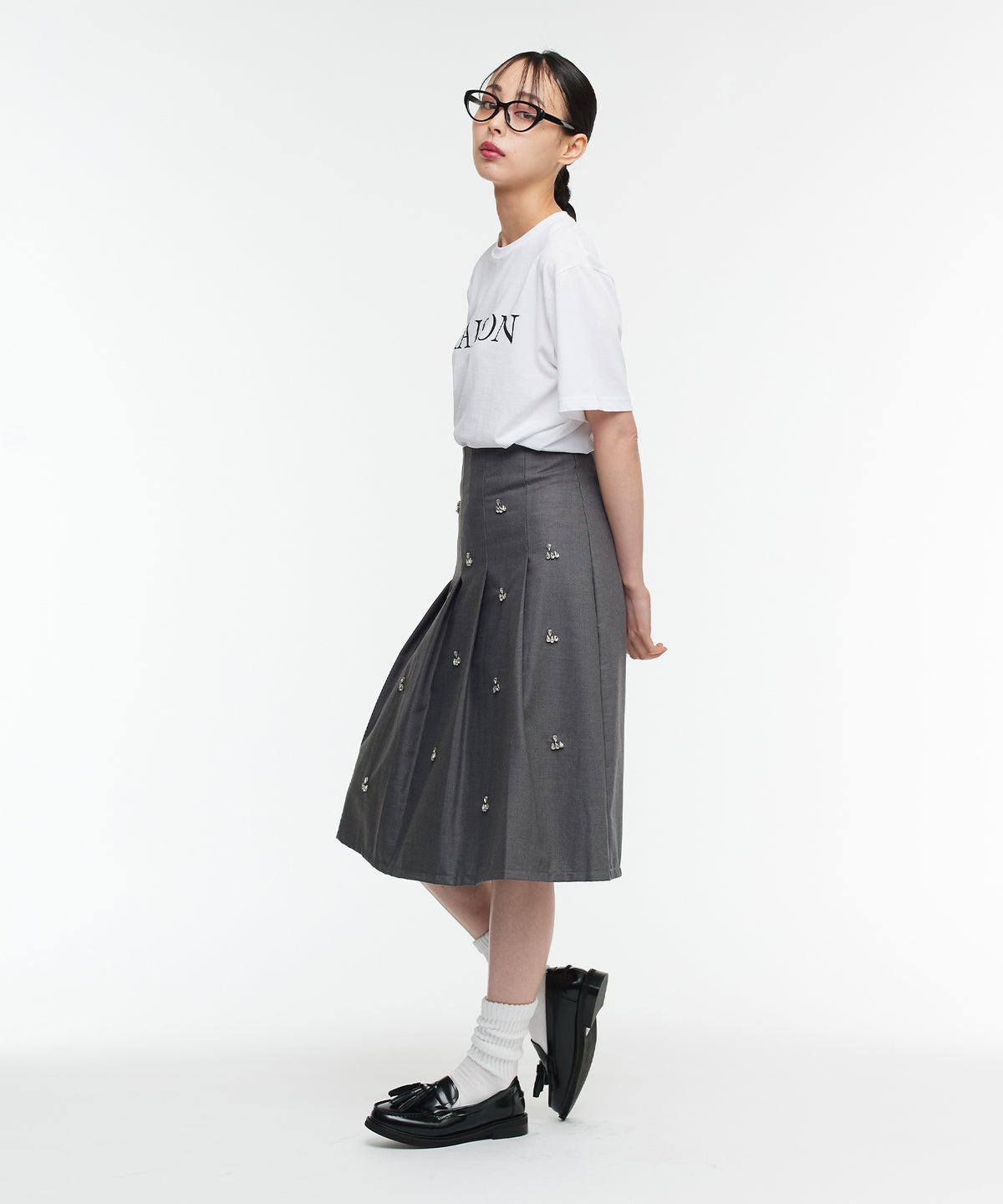STAFF：HIRONA(163cm/骨格ナチュラル)