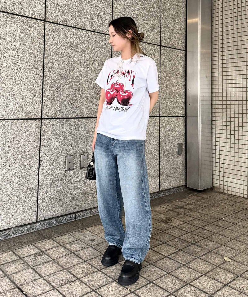 STAFF：HIRONA(163cm/骨格ナチュラル)