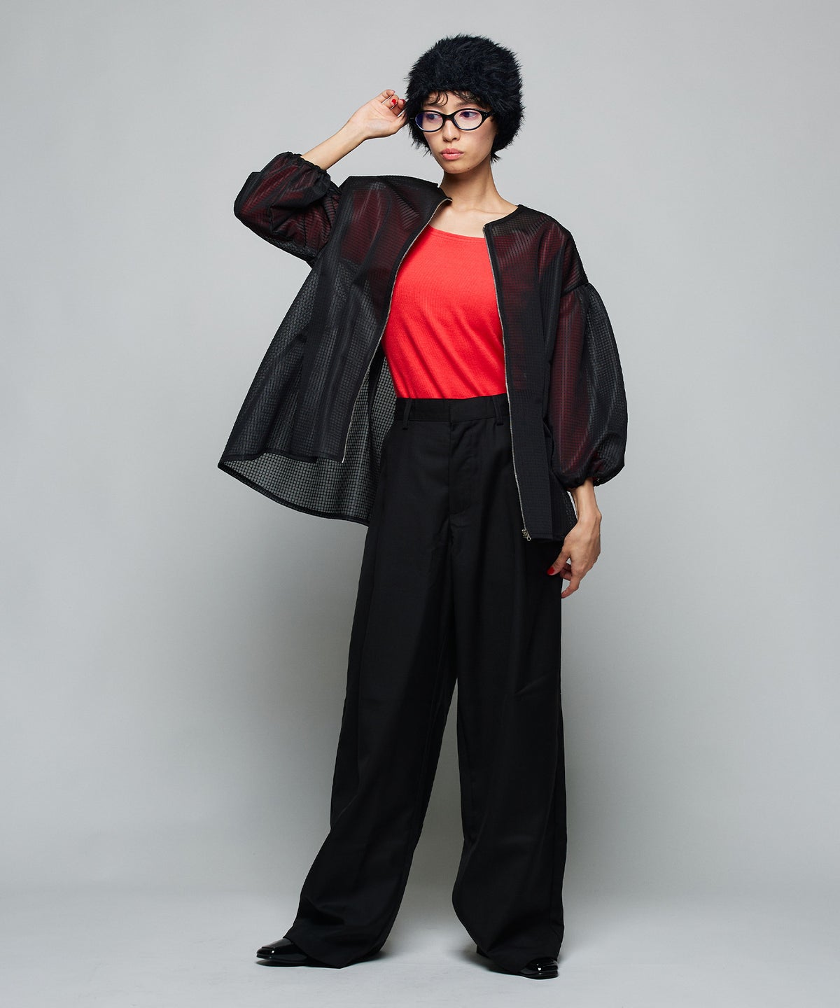 MODEL：H160cm B75cm H79cm