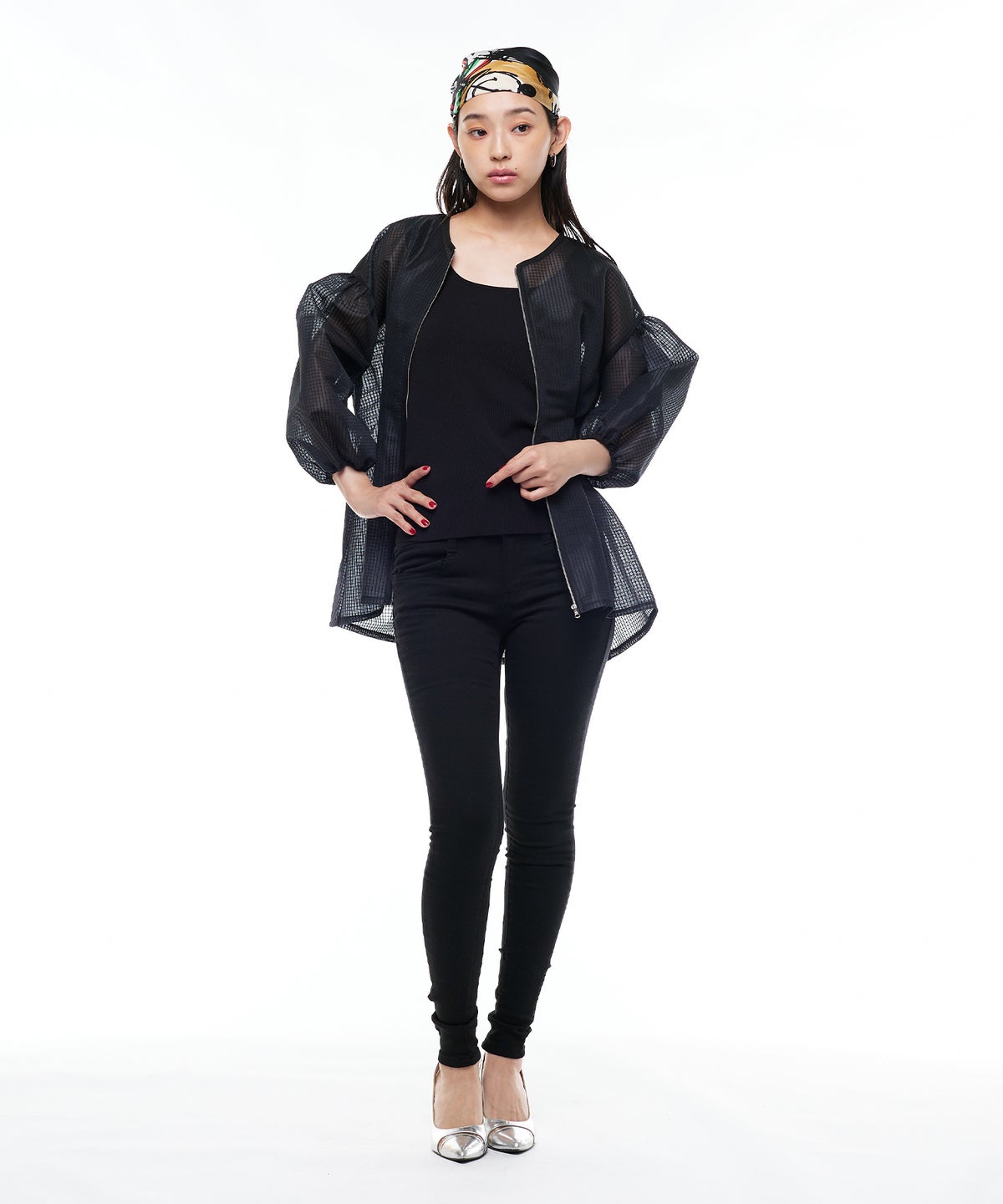MODEL：H163cm B78cm H84cm