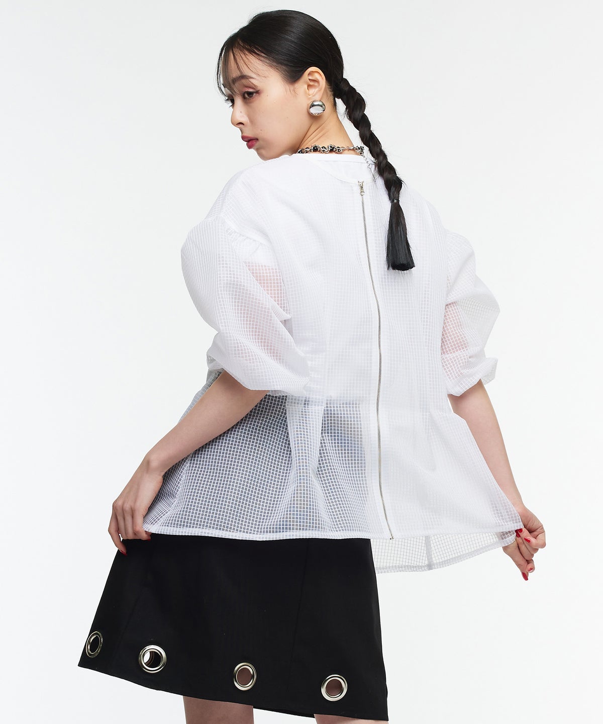 MODEL：H165cm B78cm H83cm