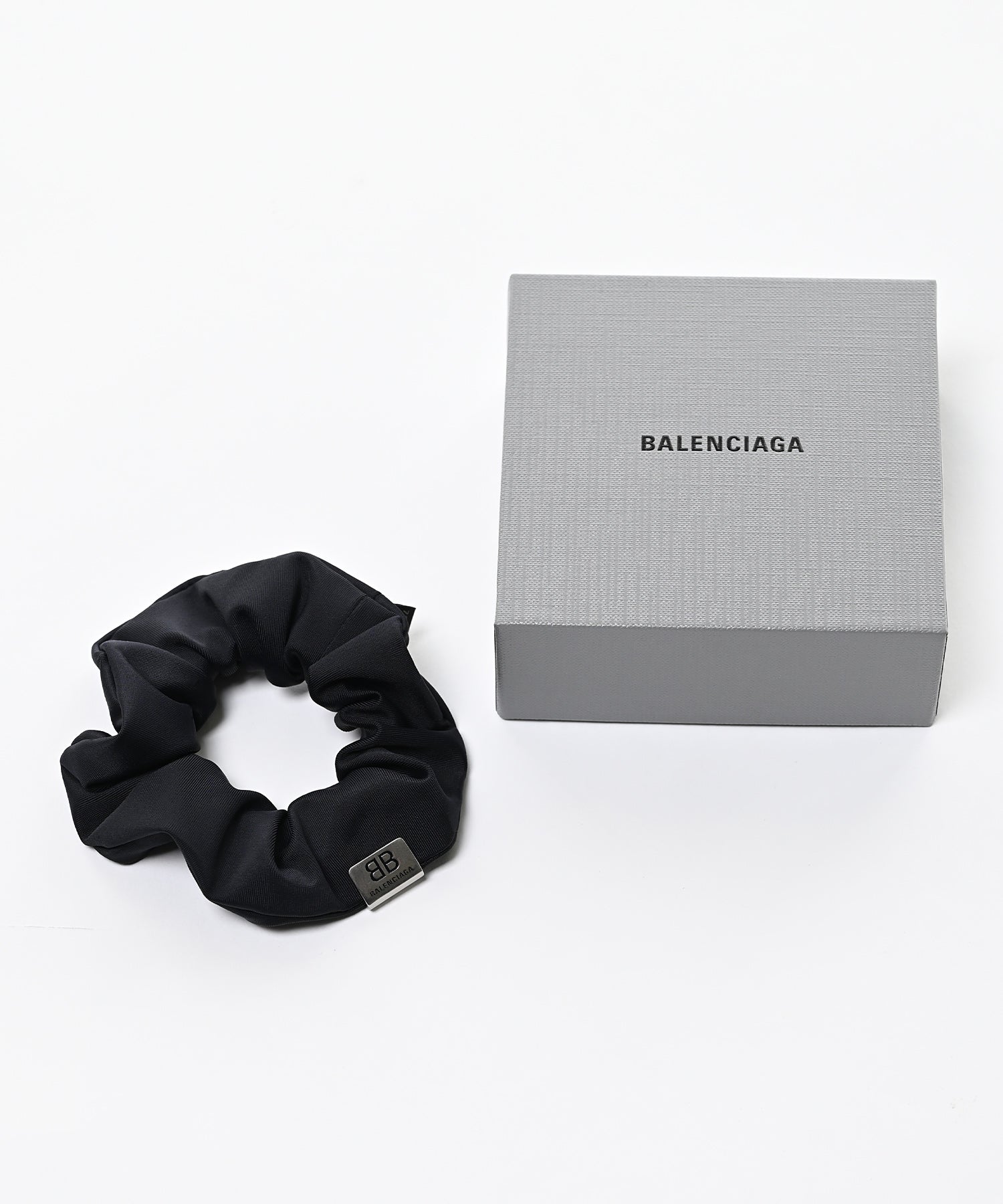 BALENCIAGA WOMANHolli BBシュシュ