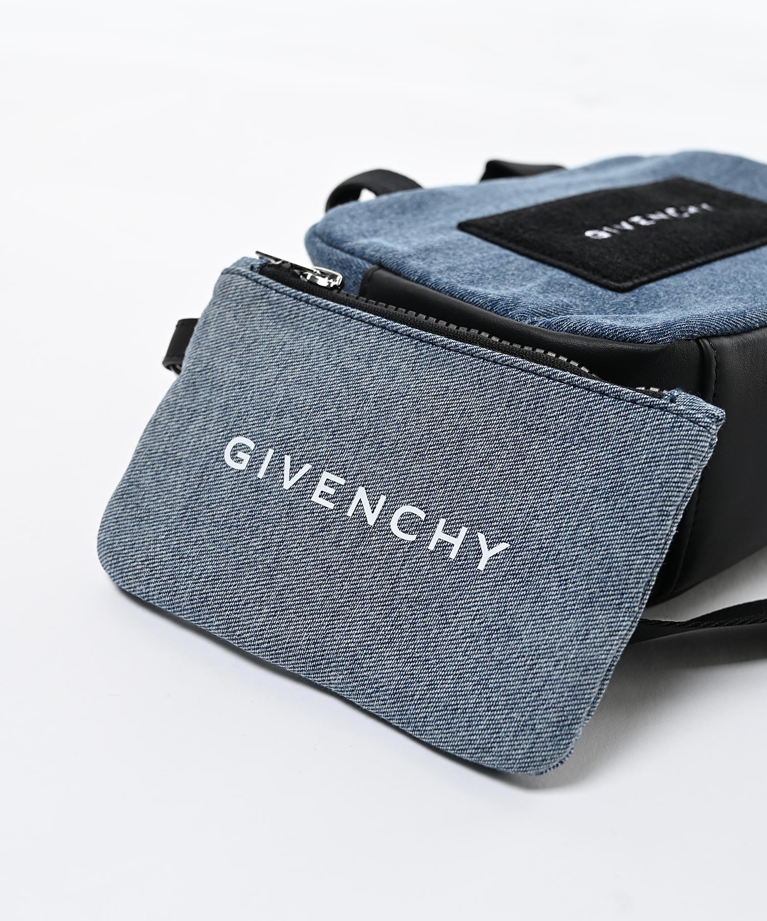 GIVENCHY KIDSデニムロゴバッグ