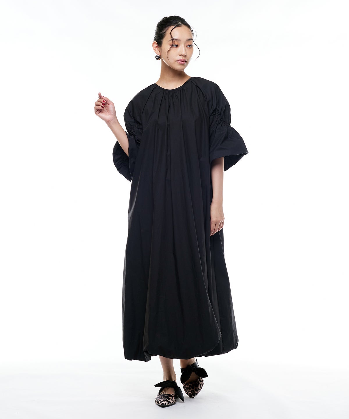 model：H163cm B78cm H84cm