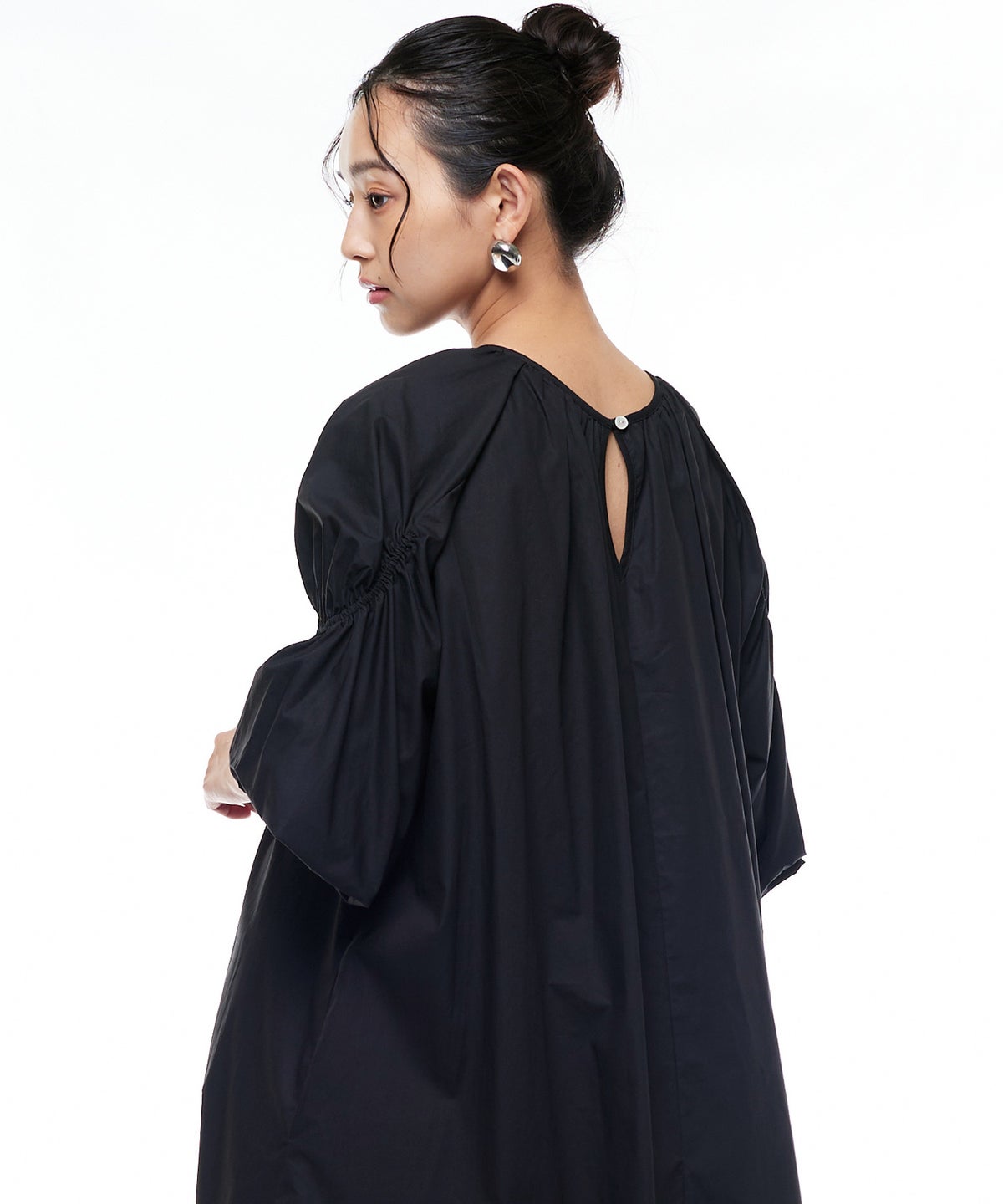 model：H163cm B78cm H84cm
