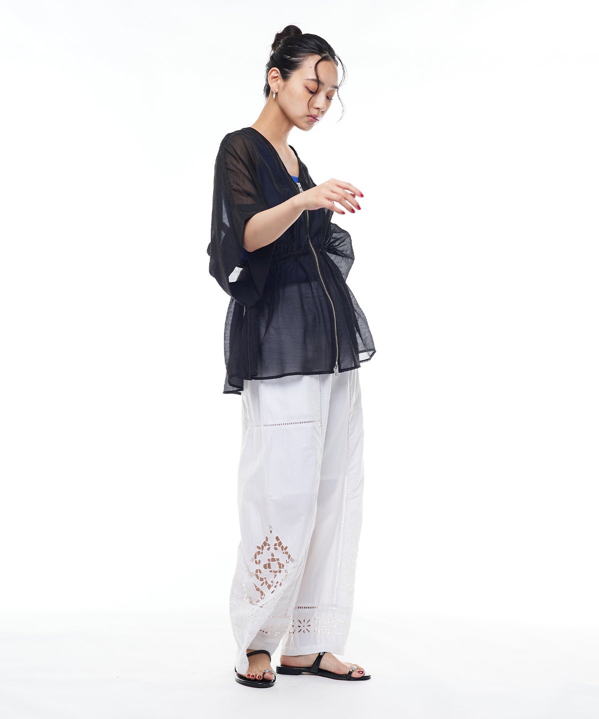 model：H163cm B78cm H84cm