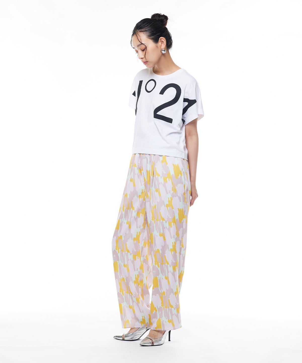 model：H163cm B78cm H84cm
