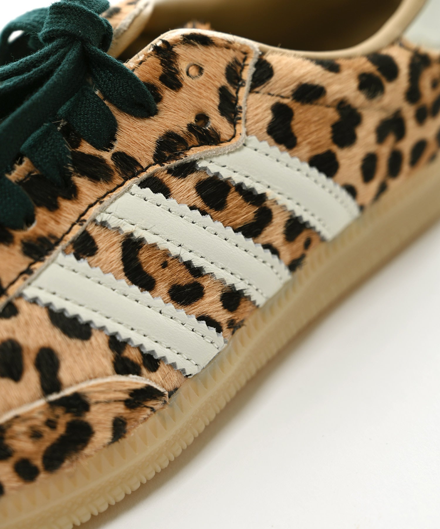adidas WOMANレオパードスニーカーSAMBA