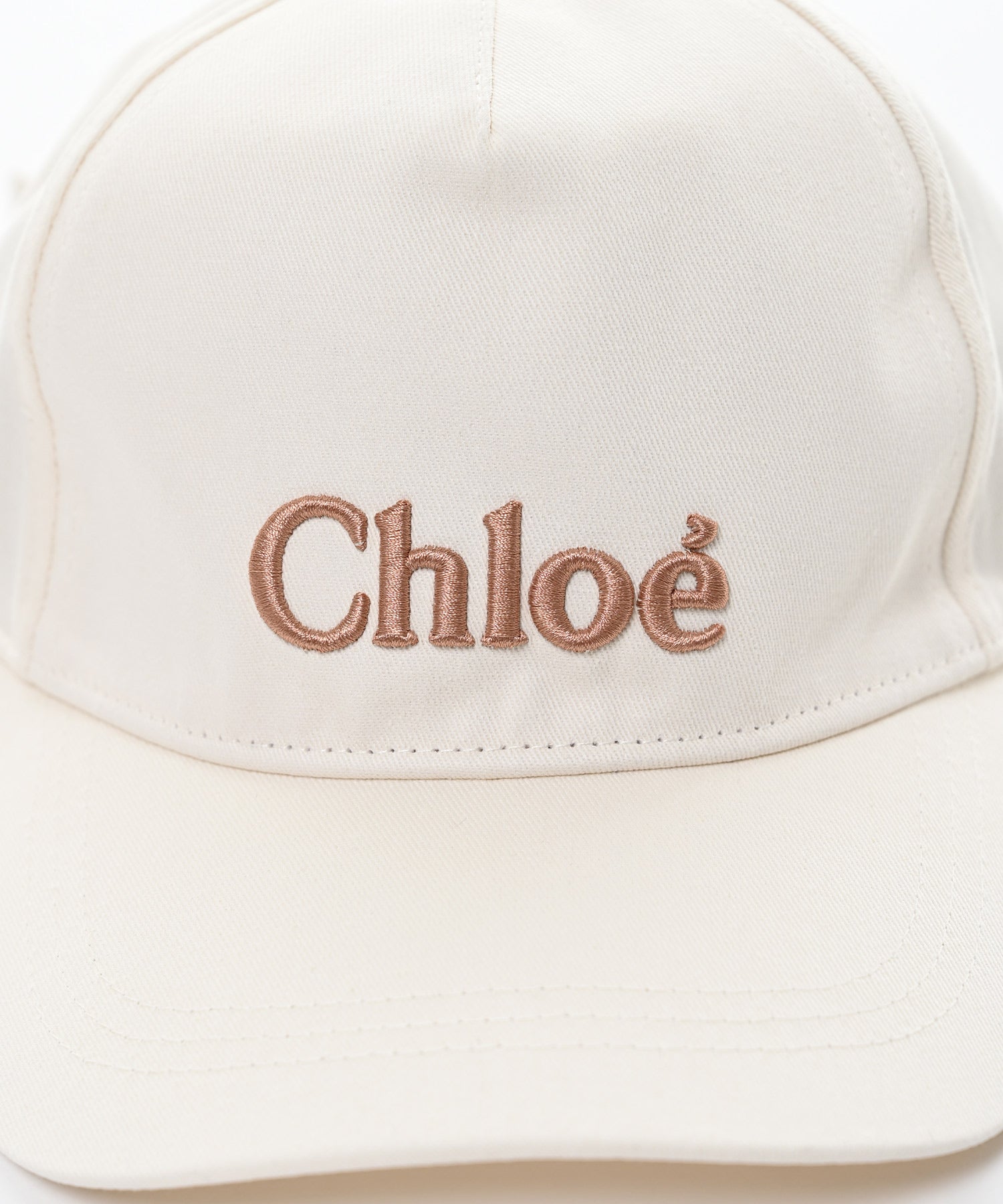 Chloé ベージュ刺繍ロゴキャップ CHLOE KIDSロゴキャップ