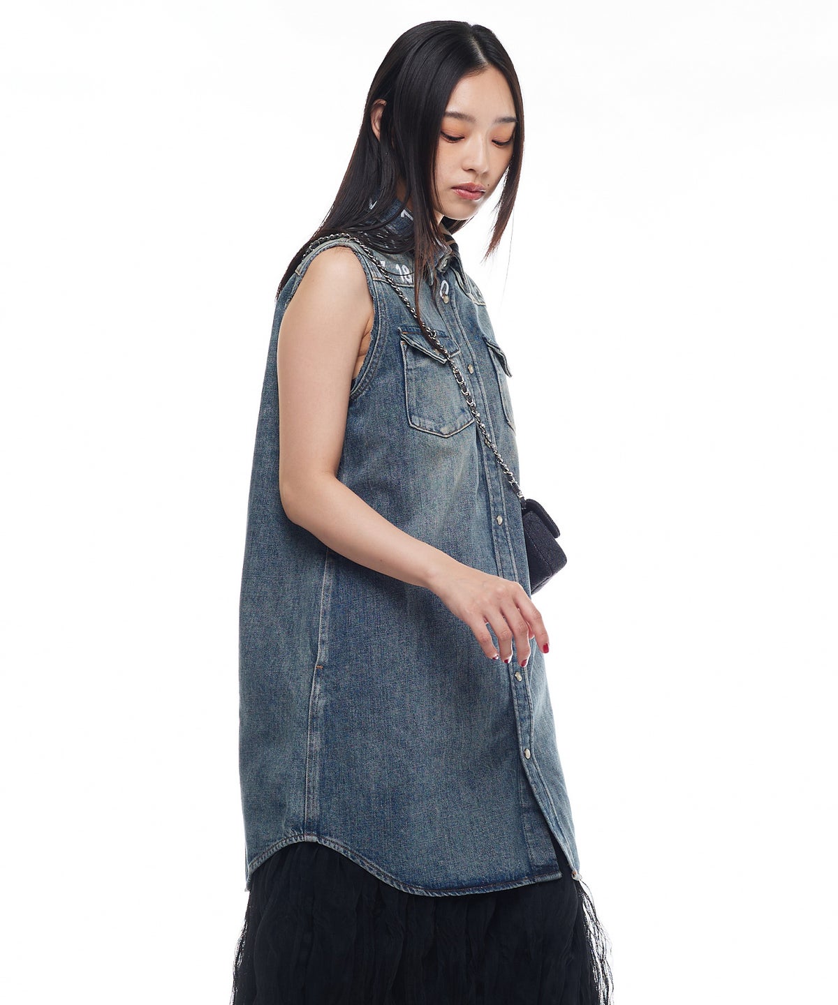 model：H163cm B78cm H84cm