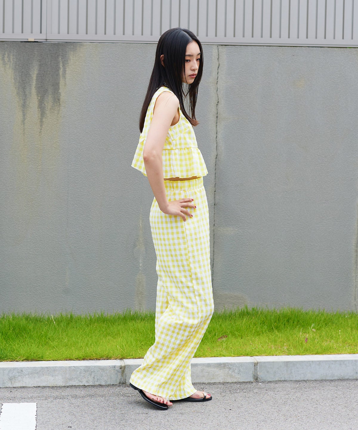 model：H163cm B78cm H84cm