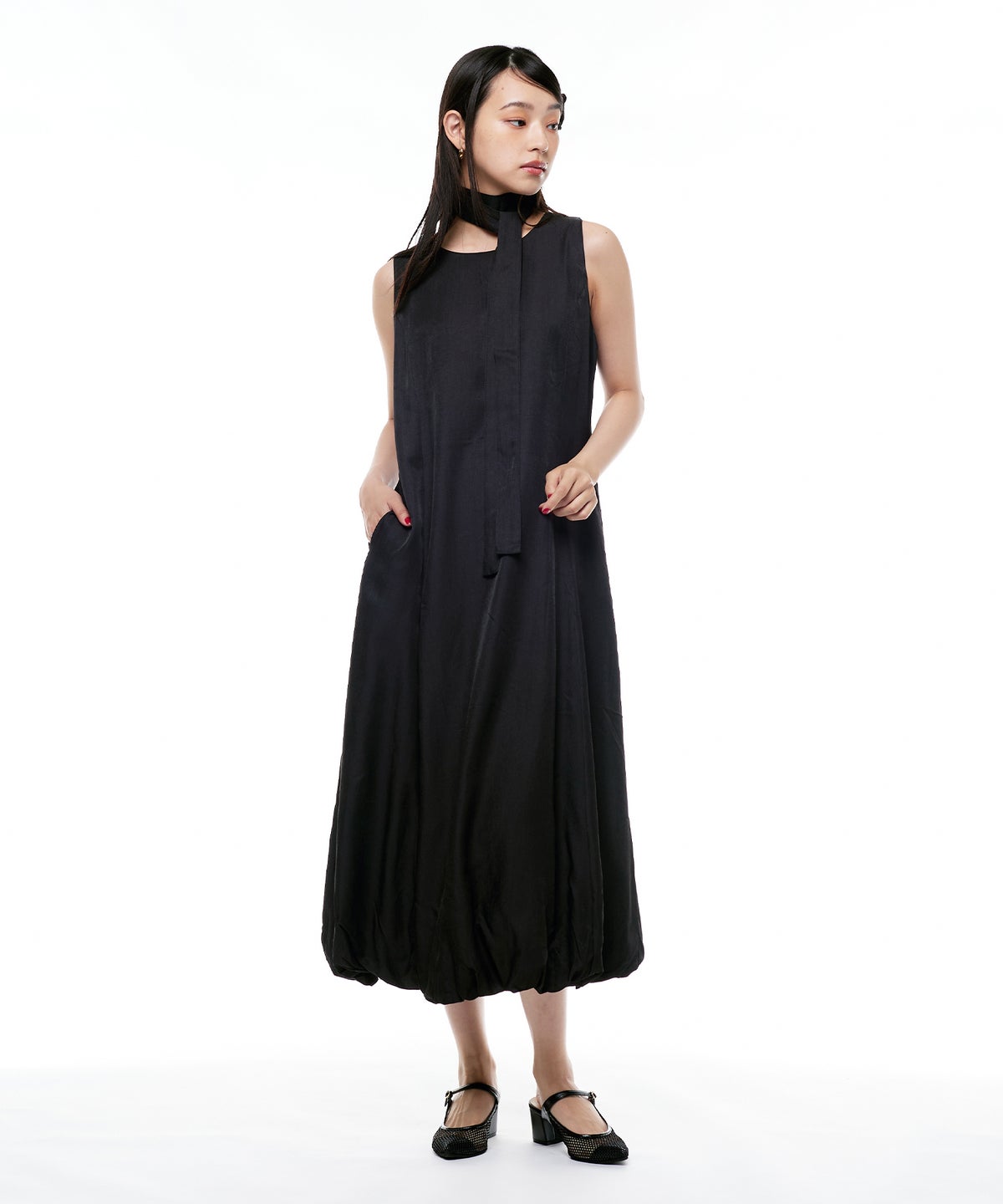 model：H163cm B78cm H84cm