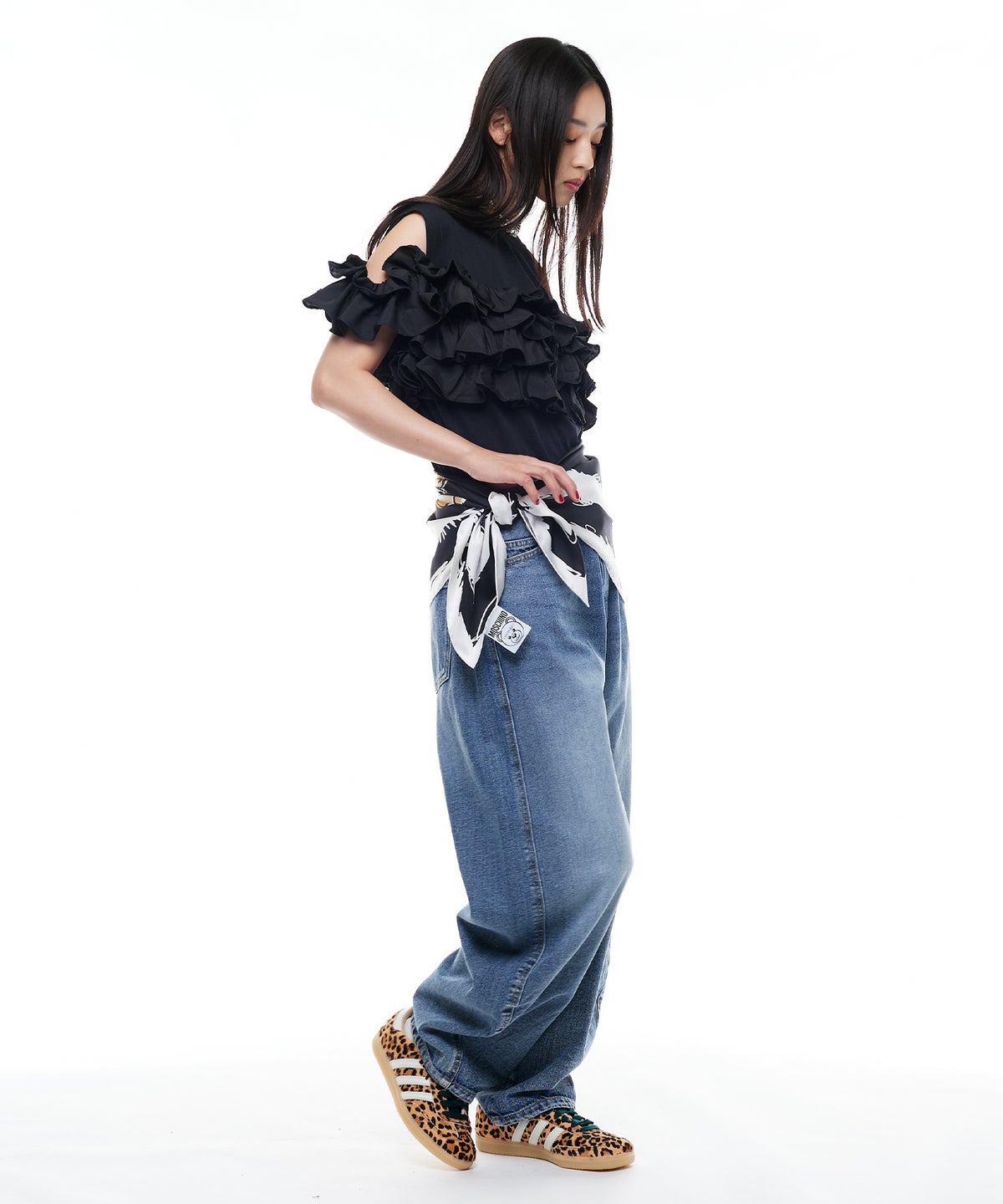 model：H163cm B78cm H84cm