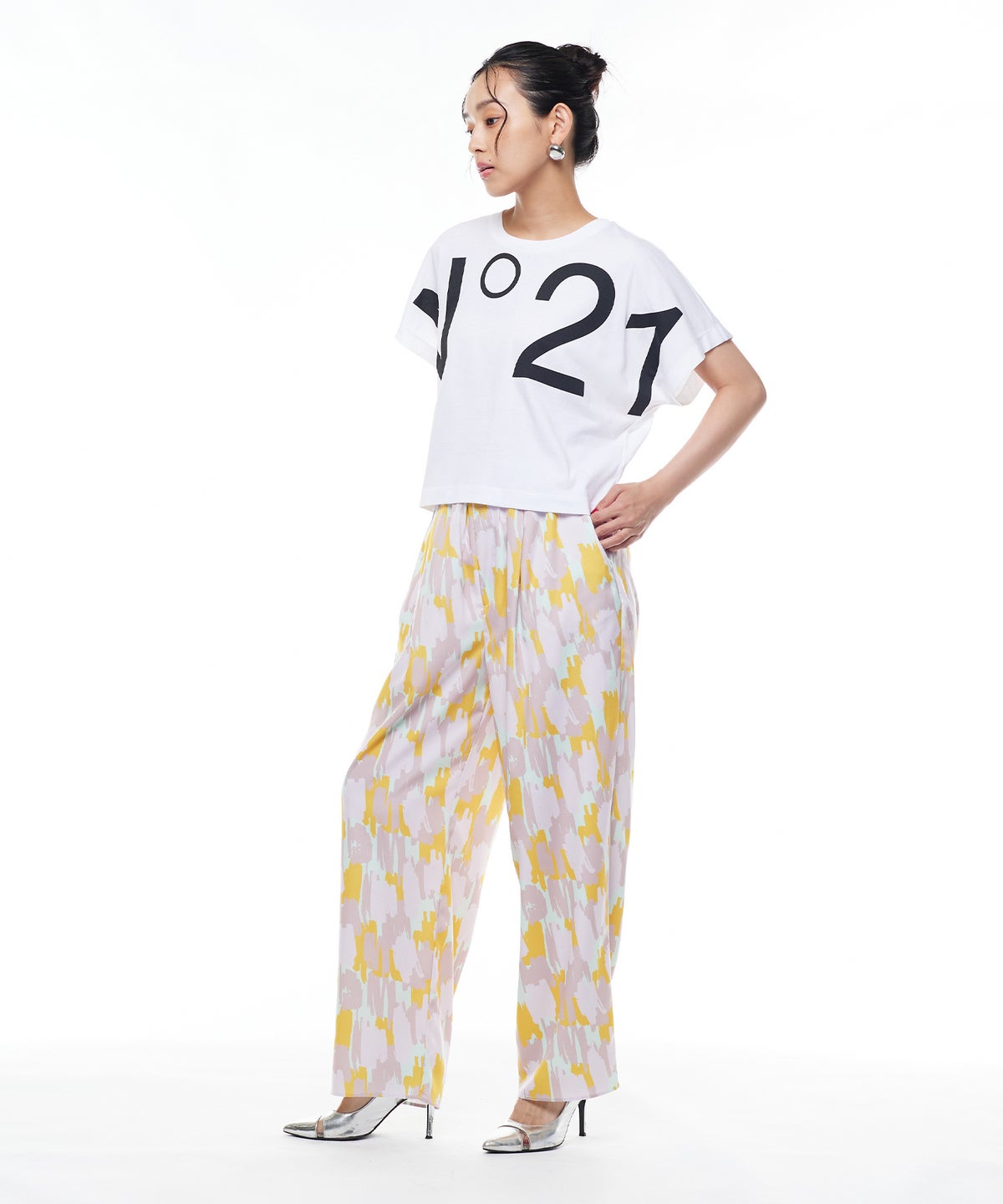model：H163cm B78cm H84cm