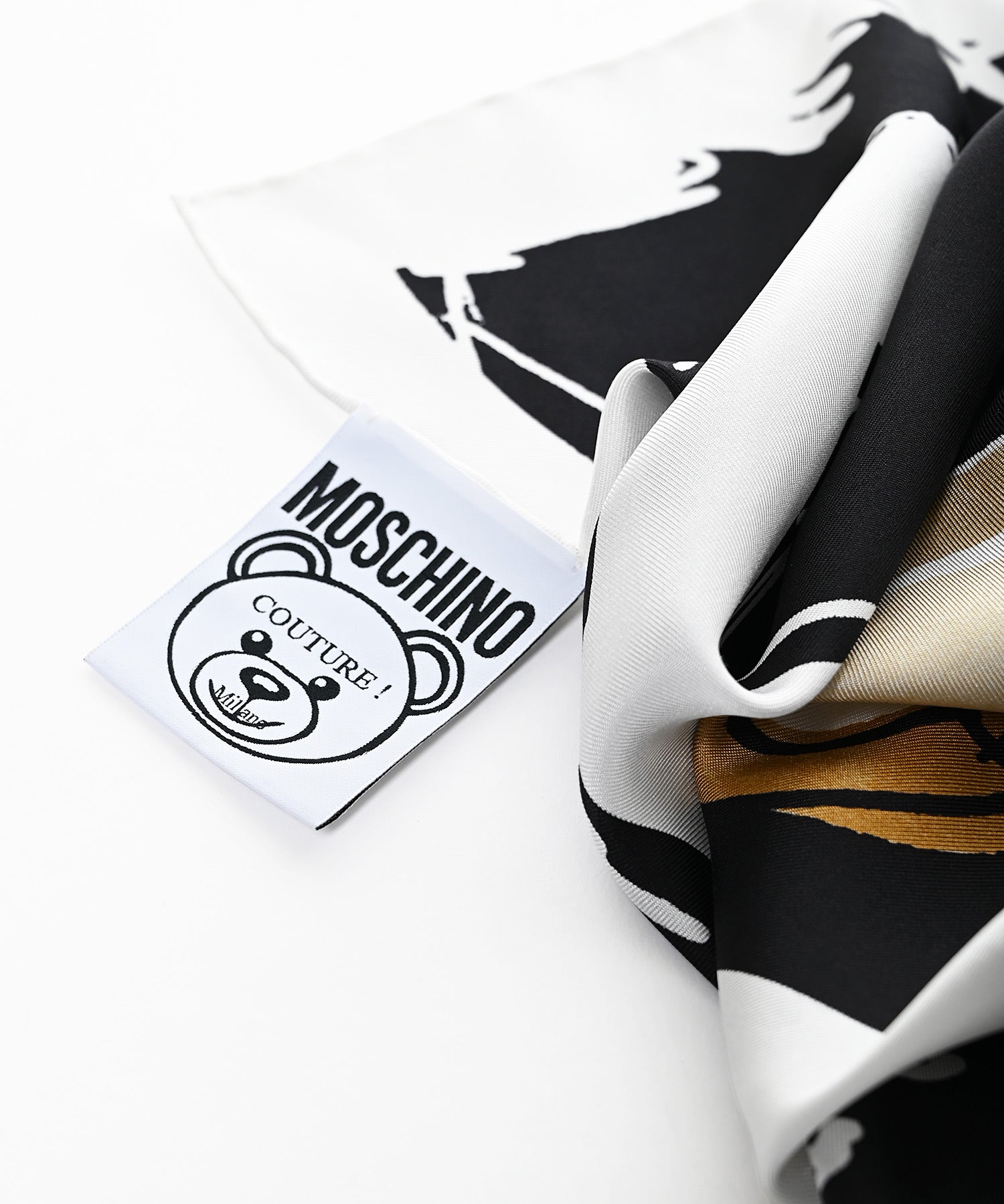 MOSCHINO WOMANベアシルクスカーフ