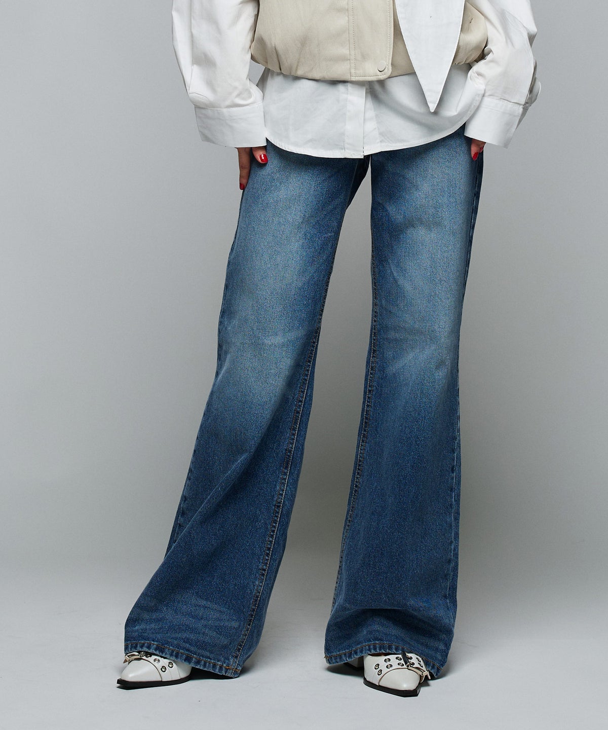 MODEL：H160cm B75cm H79cm