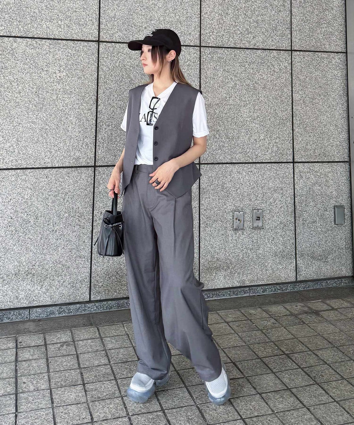 STAFF：HIRONA(163cm/骨格ナチュラル)