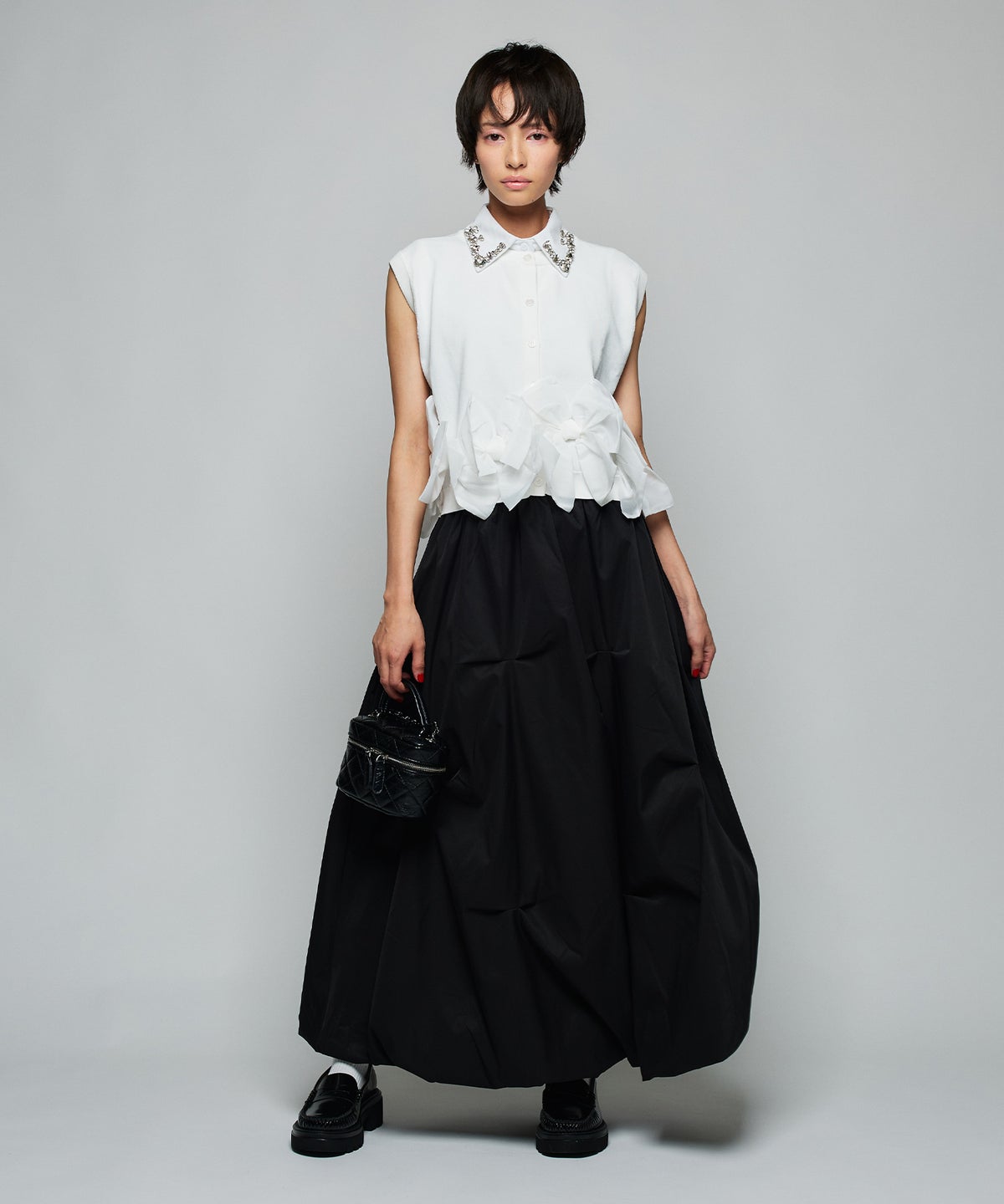 MODEL：H160cm B75cm H79cm