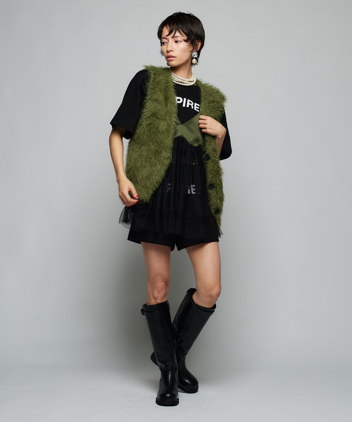 MODEL：H160cm B75cm H79cm