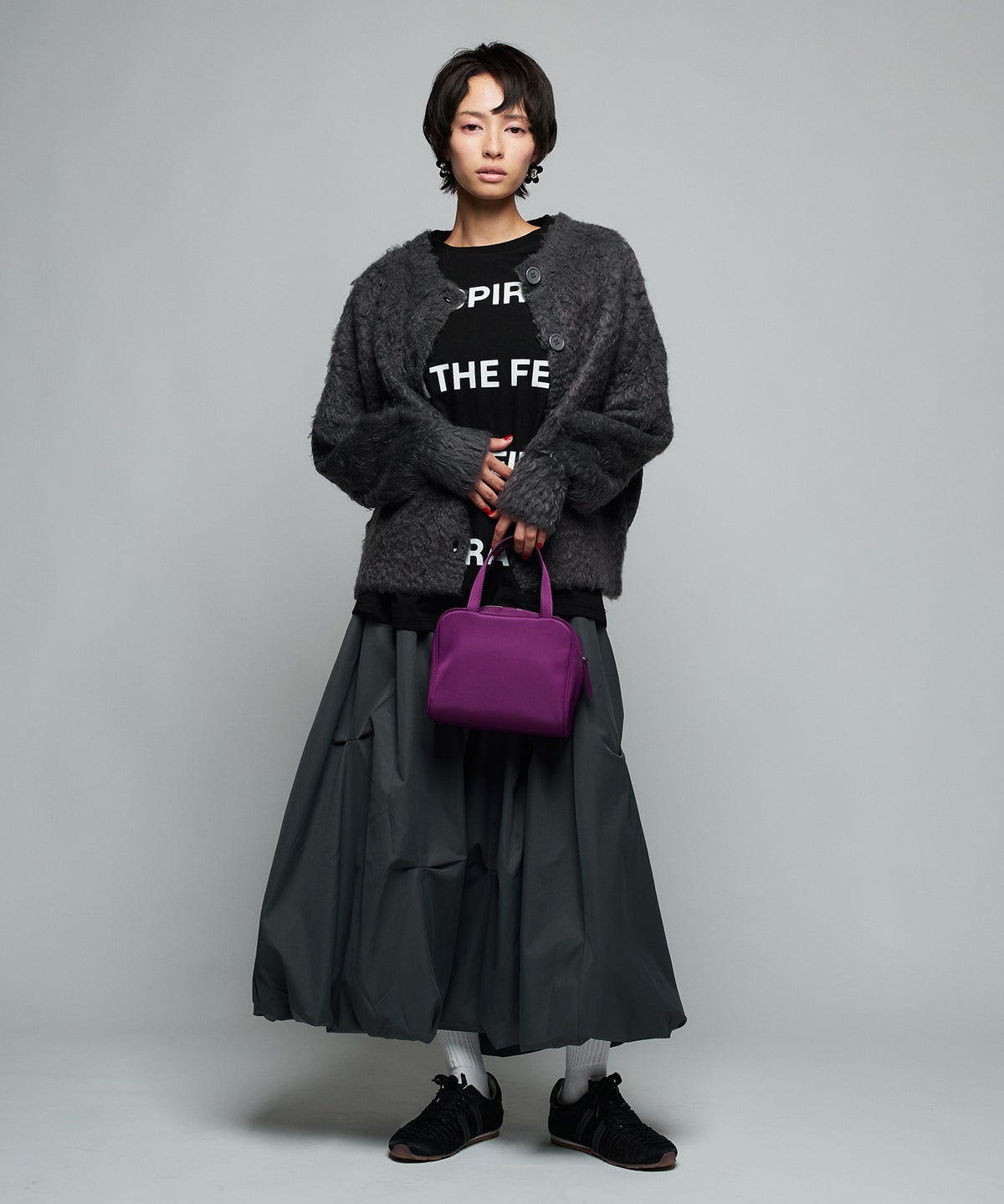 MODEL：H160cm B75cm H79cm
