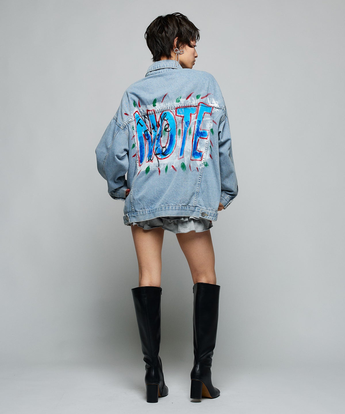 MODEL：H160cm B75cm H79cm