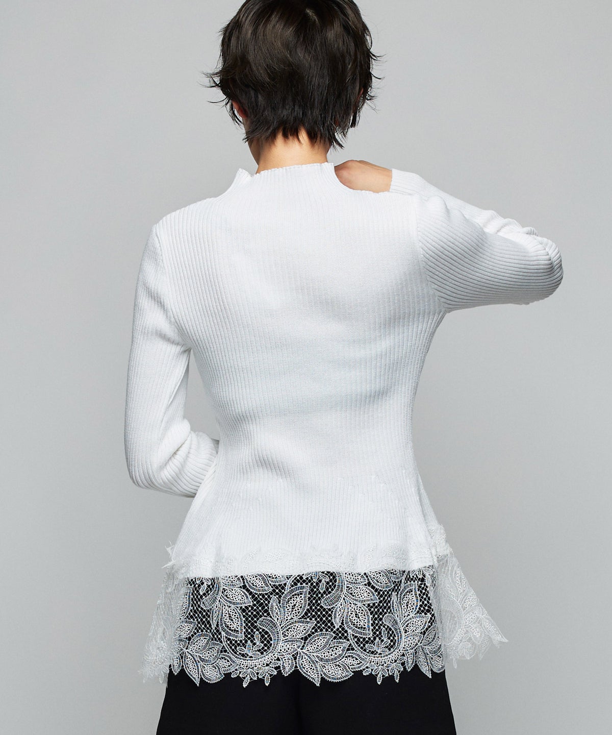 MODEL：H160cm B75cm H79cm