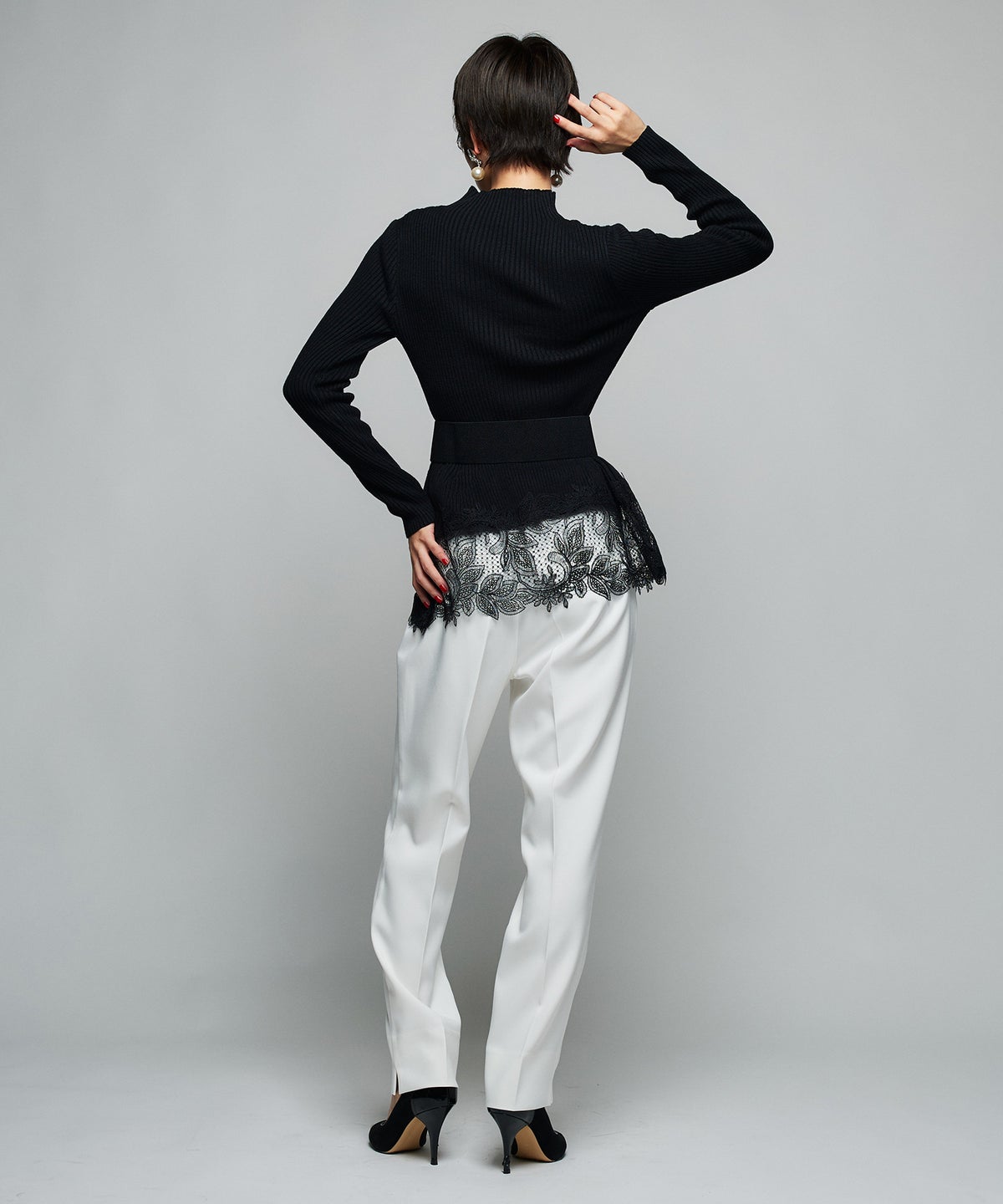 MODEL：H160cm B75cm H79cm
