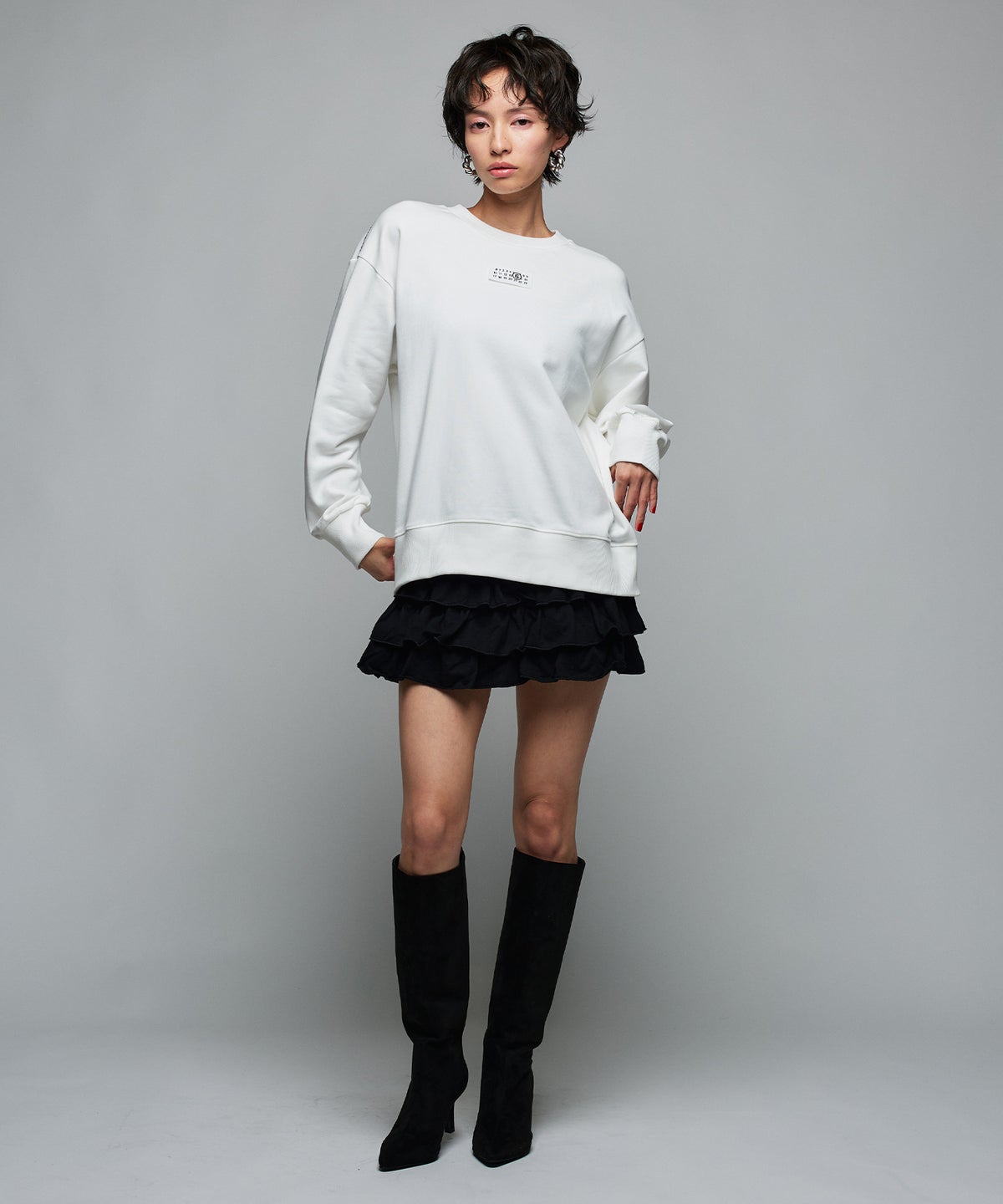 MODEL：H160cm B75cm H79cm
