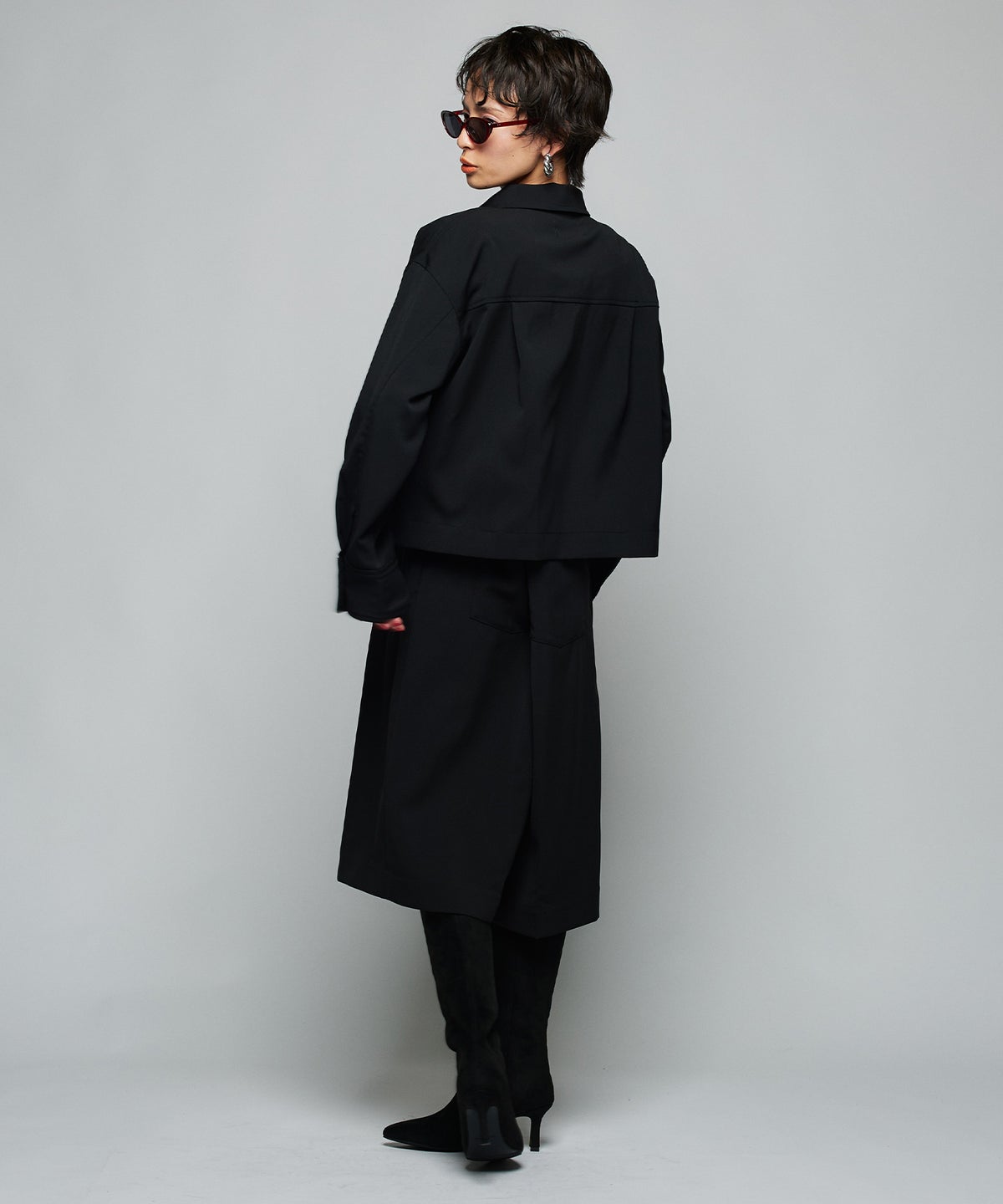 MODEL：H160cm B75cm H79cm