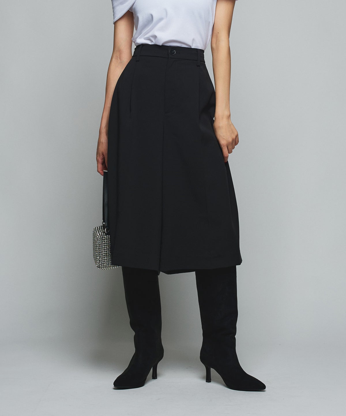 MODEL：H160cm B75cm H79cm