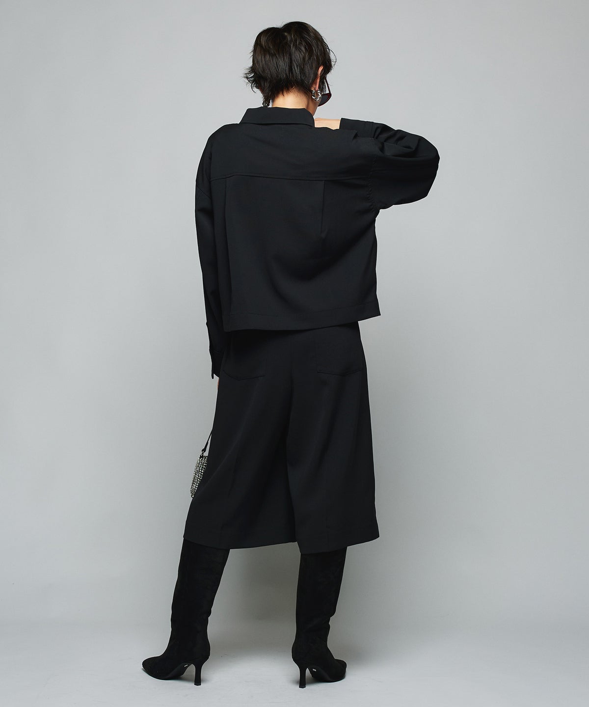 MODEL：H160cm B75cm H79cm