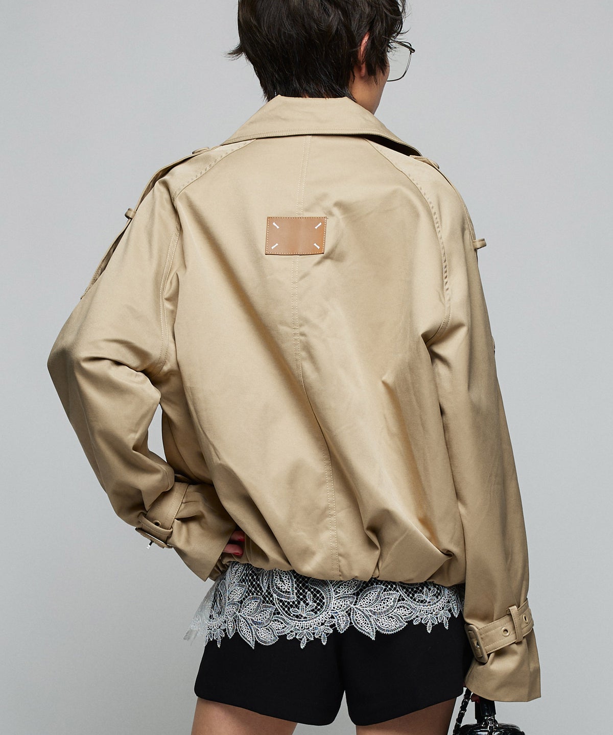 MODEL：H160cm B75cm H79cm