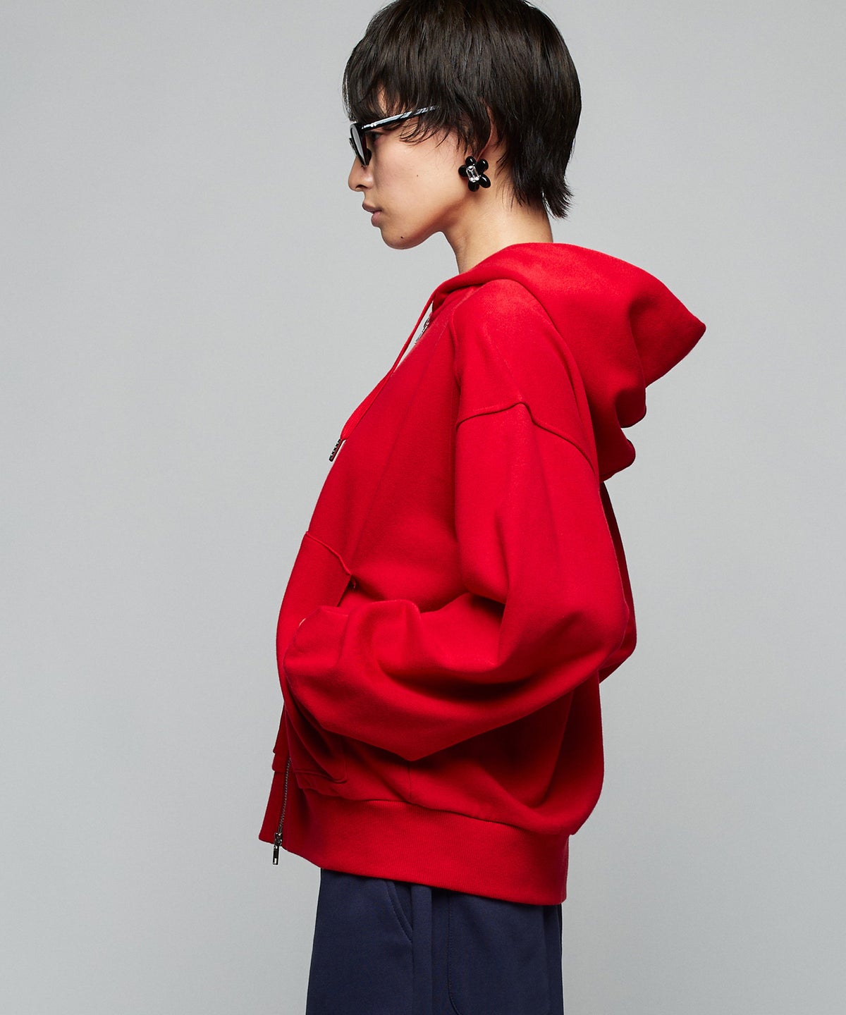 MODEL：H160cm B75cm H79cm