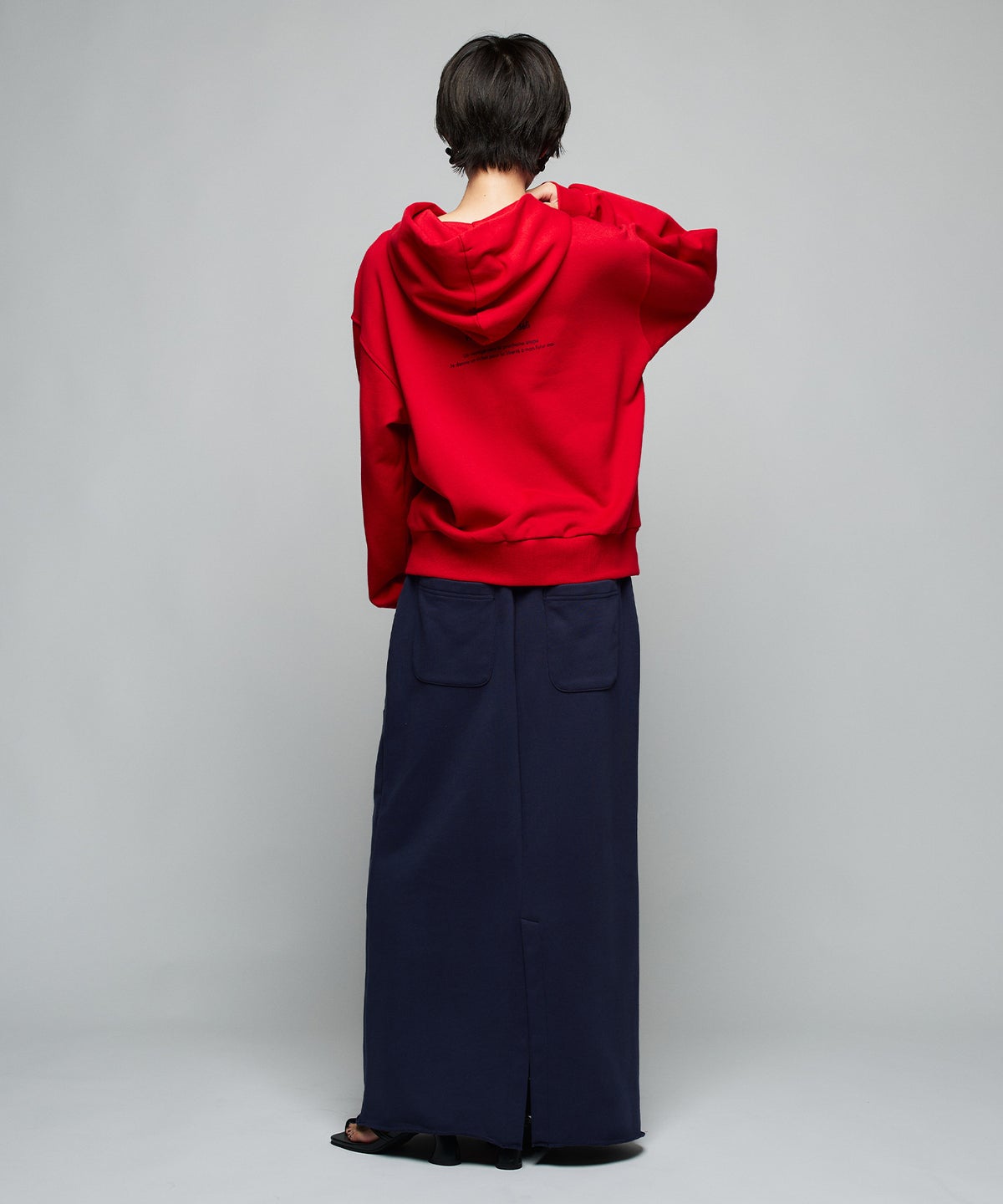 MODEL：H160cm B75cm H79cm