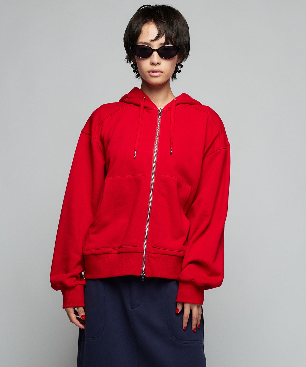 MODEL：H160cm B75cm H79cm