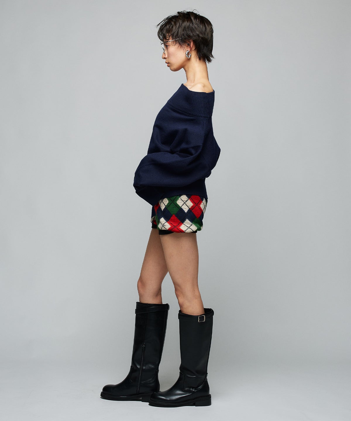 MODEL：H160cm B75cm H79cm