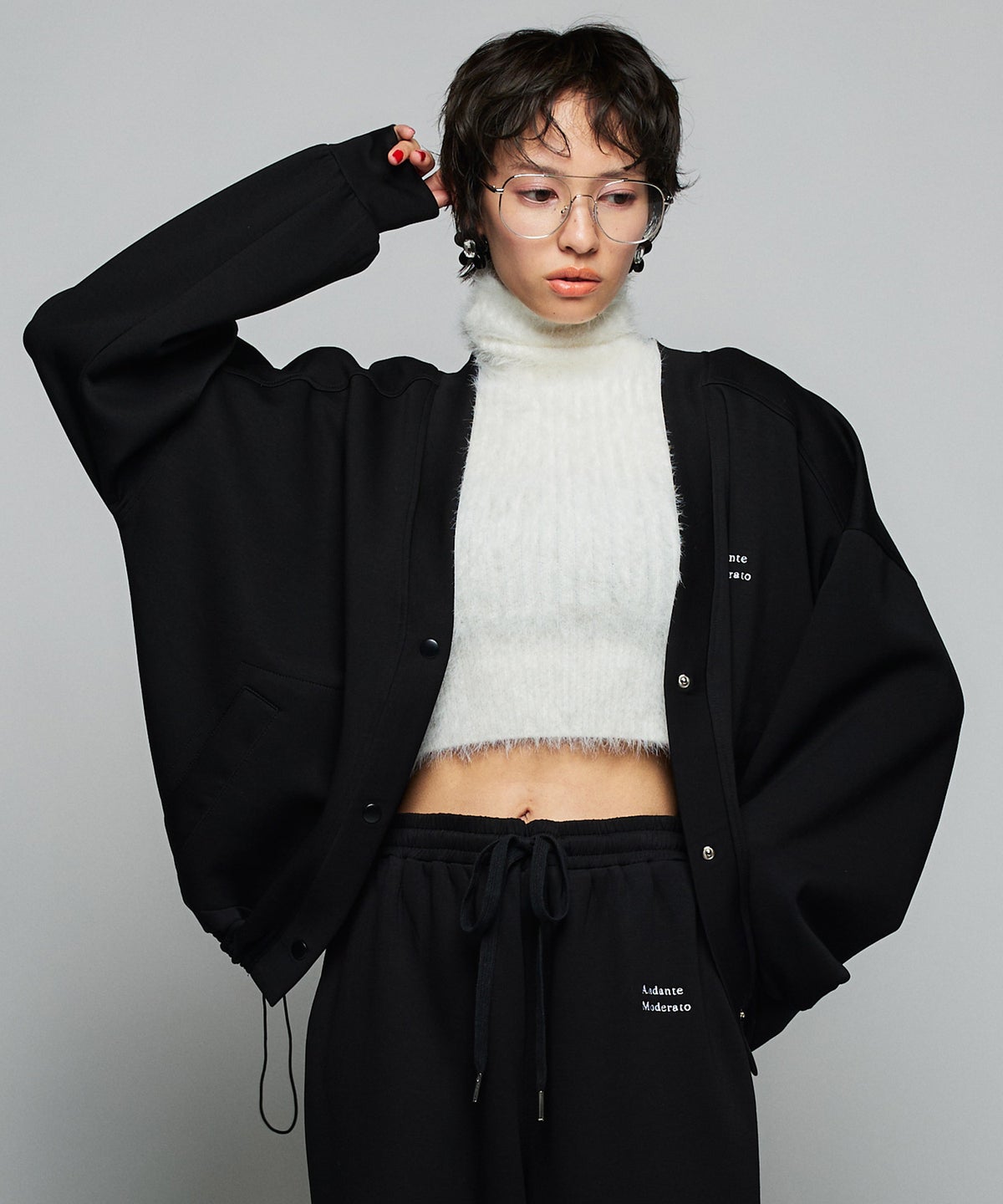 MODEL：H160cm B75cm H79cm
