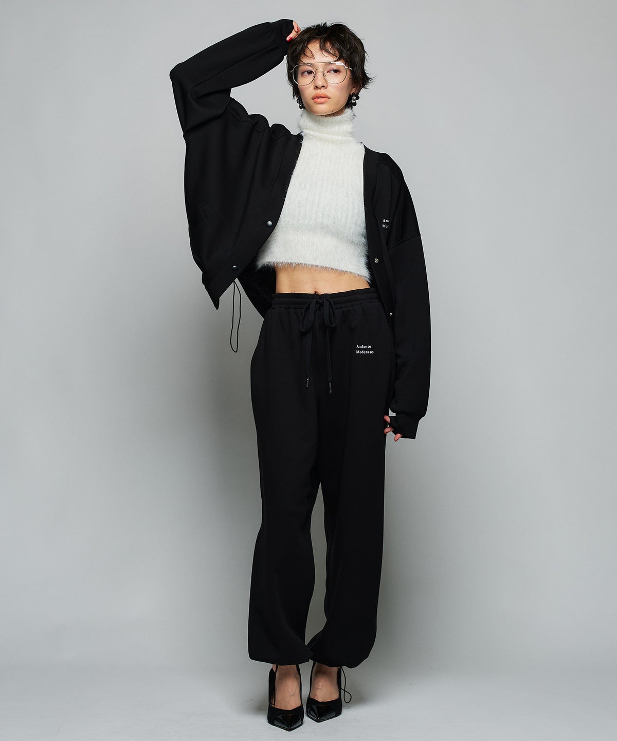 MODEL：H160cm B75cm H79cm