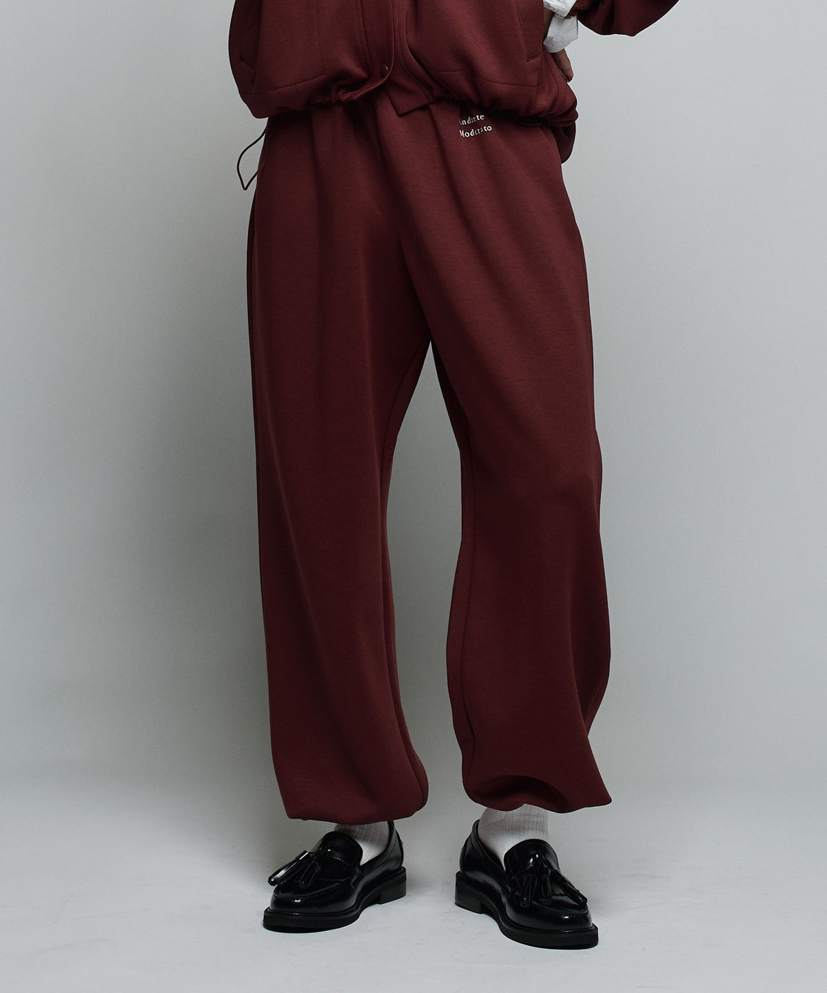 MODEL：H160cm B75cm H79cm