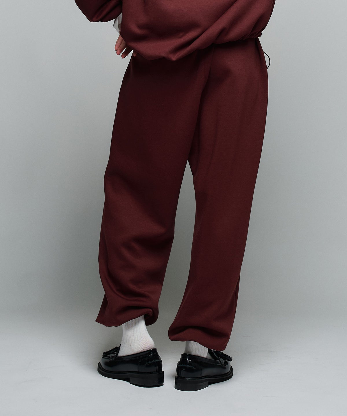 MODEL：H160cm B75cm H79cm