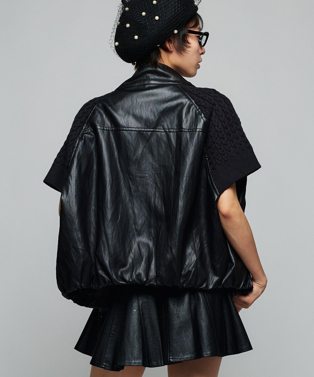 MODEL：H160cm B75cm H79cm